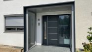 elegantes-aluminium-design-vordach...